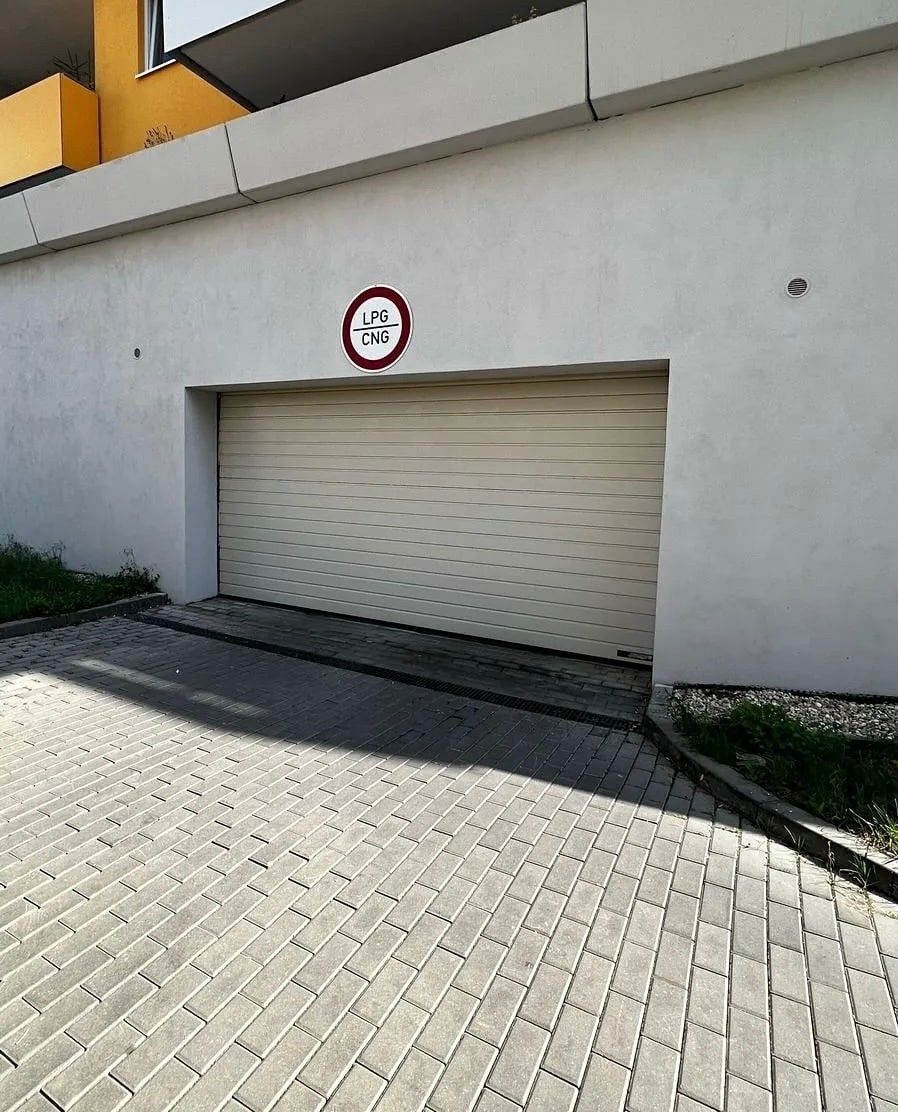 Pronájem garáž - Brno, 635 00