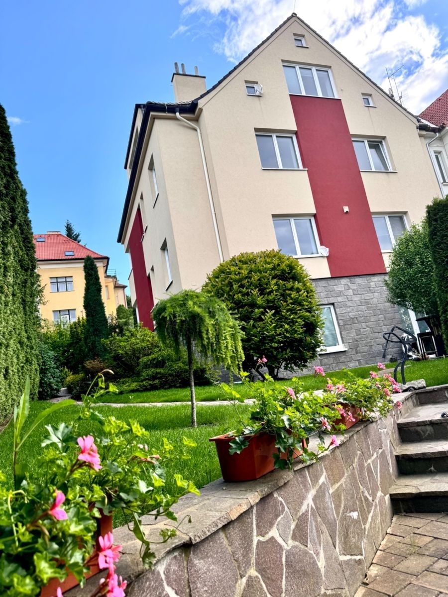 2+kk, V podhájí, Praha - Podolí, 43 m² - 2
