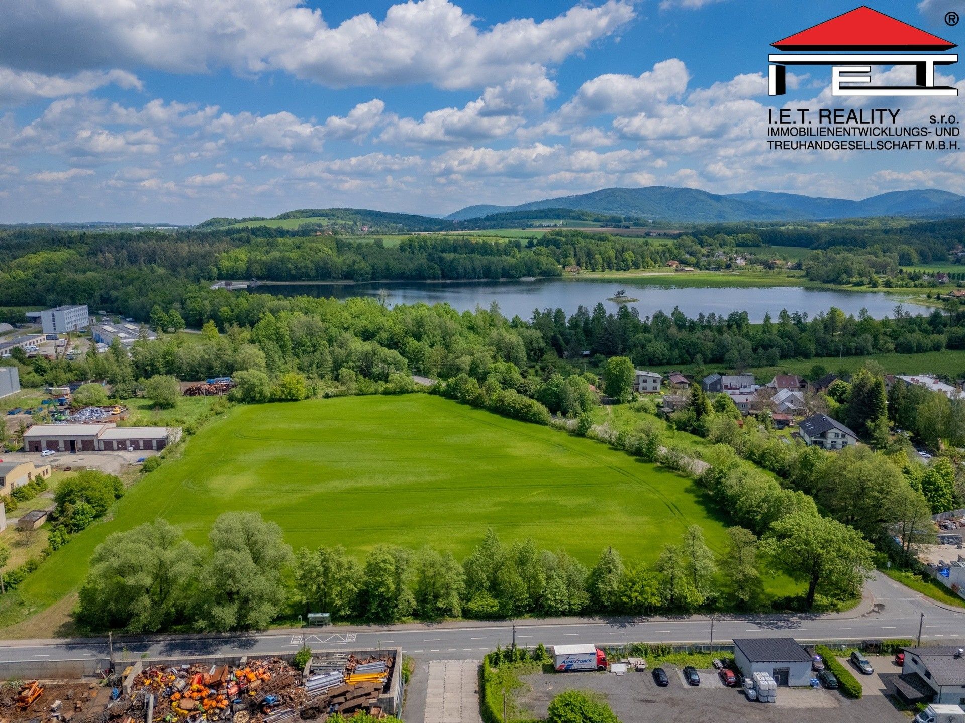 Komerční pozemky, Na Zbytkách, Staré Město, 30 816 m² - 1