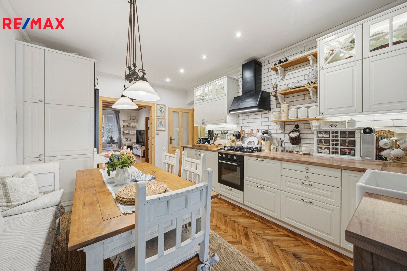 4+1, Emy Destinové 1714, Ústí nad Labem, 107 m²