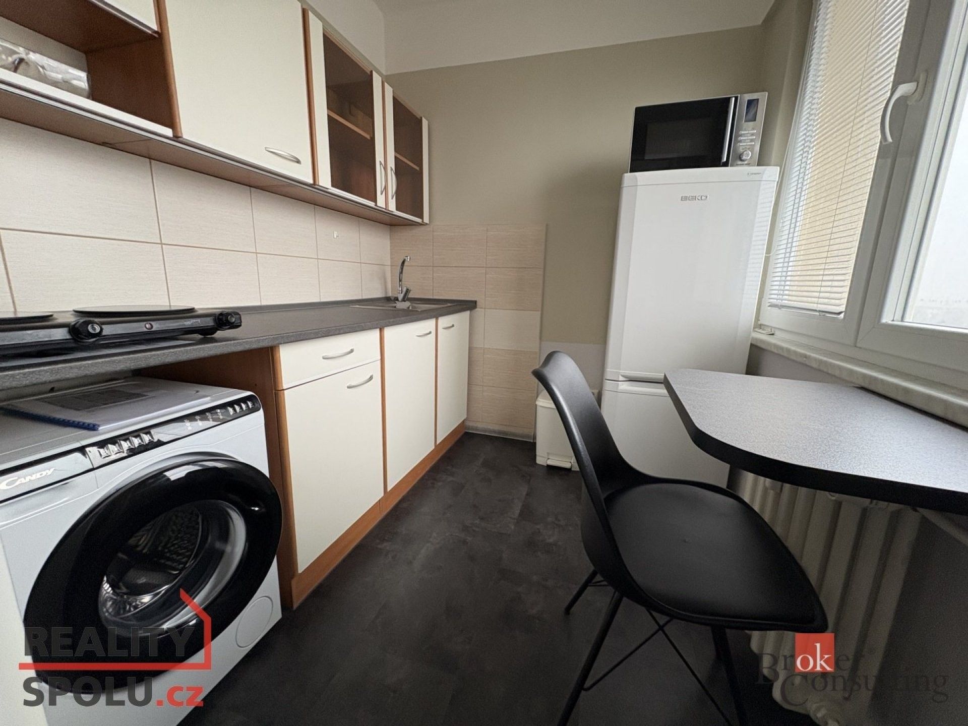 Pronájem byt 1+1 - Ježkova, Ostrava, 28 m²