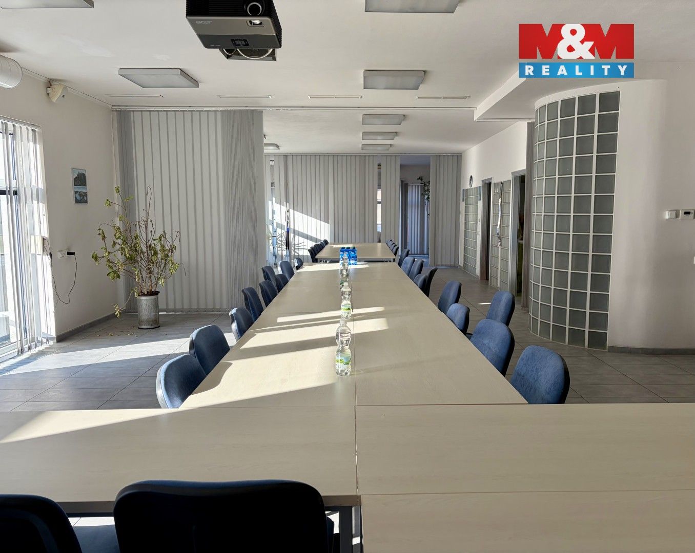 Pronájem kancelář - Raisova, Pardubice, 120 m²