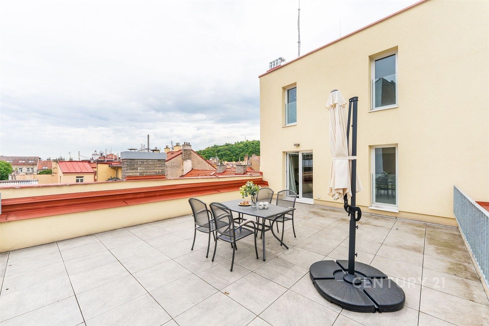 Pronájem byt 4+kk - Plzeňská, Praha, 139 m²