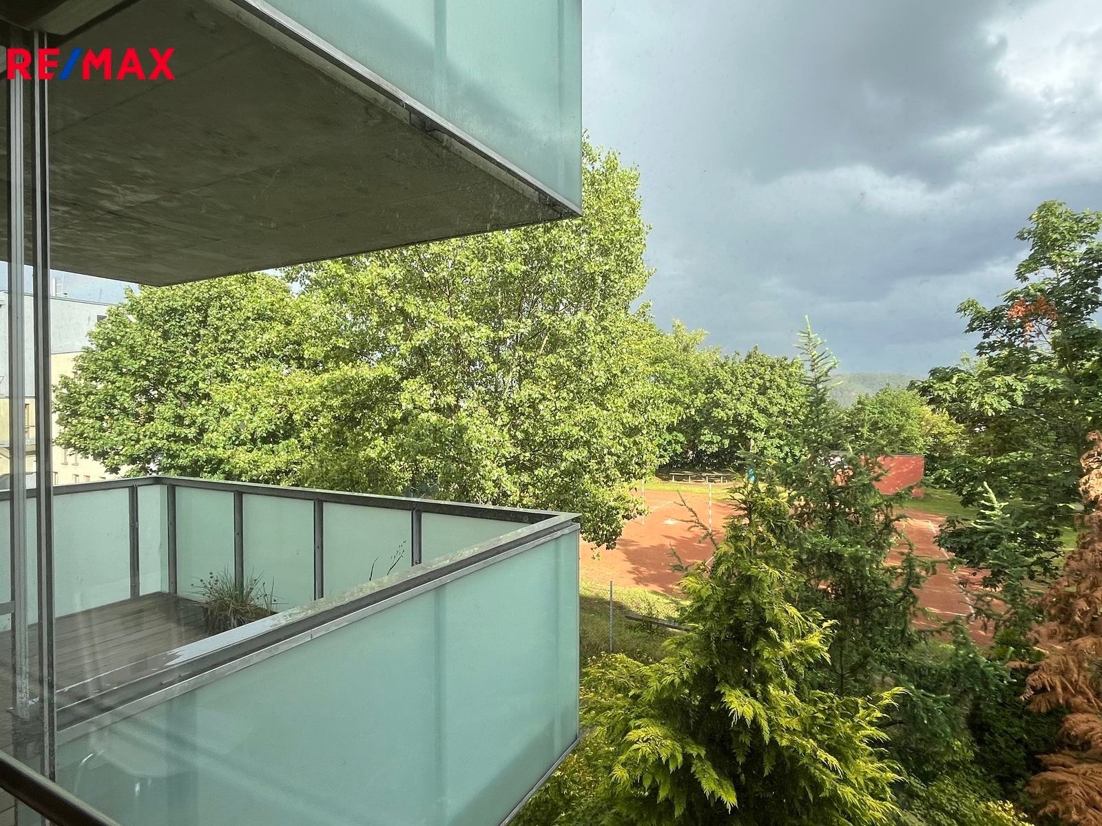 Pronájem byt 3+kk - Mokropeská, Černošice, 99 m²