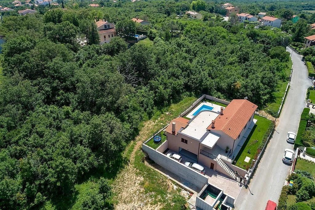 Rodinný dům, 205 m²