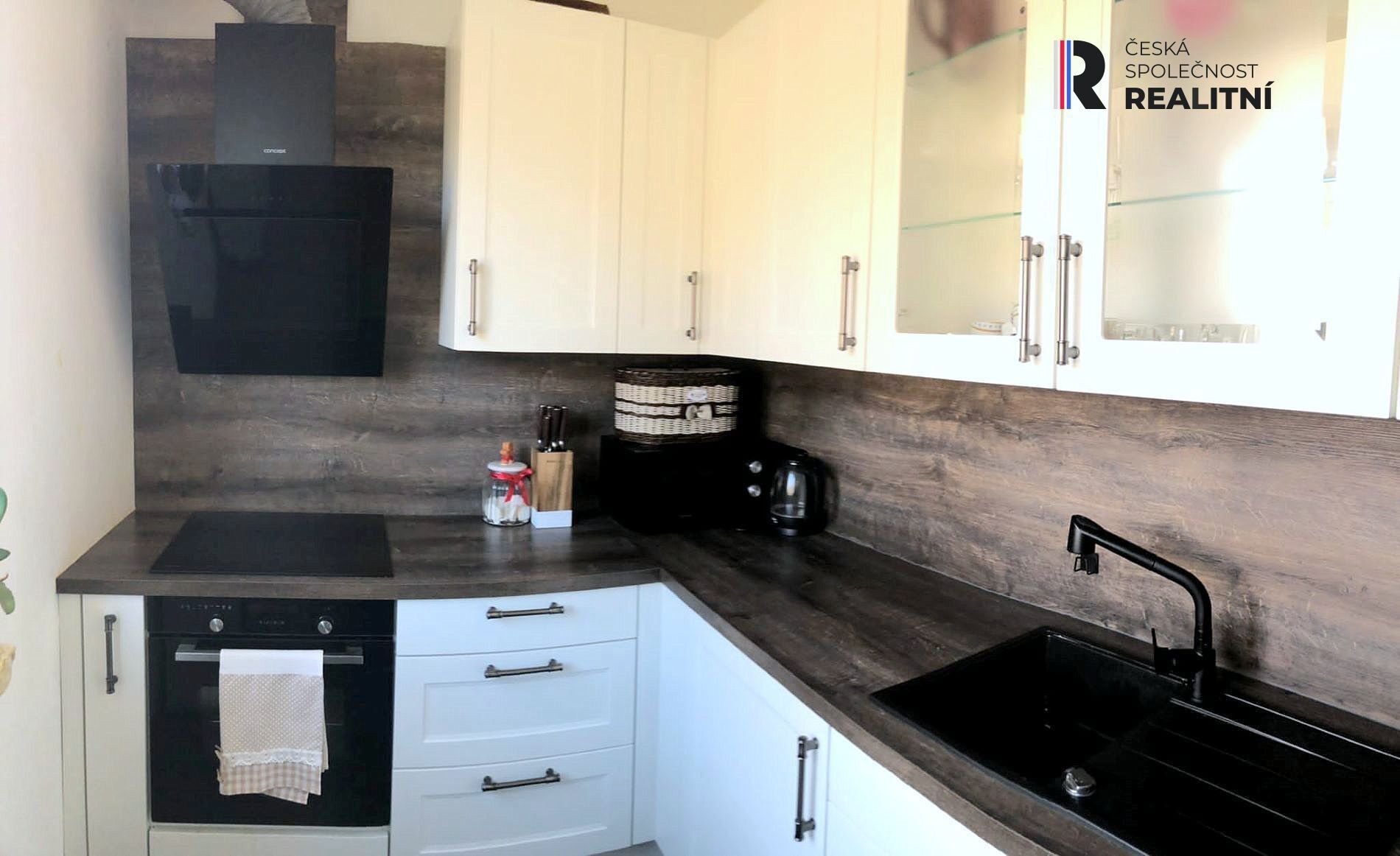 Pronájem byt 3+1 - Velichov, 69 m²