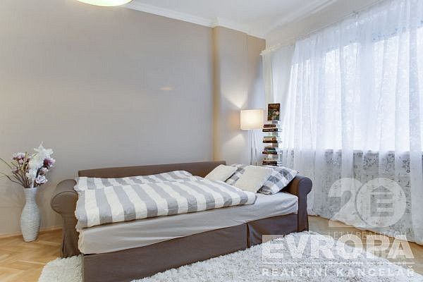 Byt 2+kk · 74 m² · Praha - Smíchov, okres Praha 5, Hlavní město Praha - 3