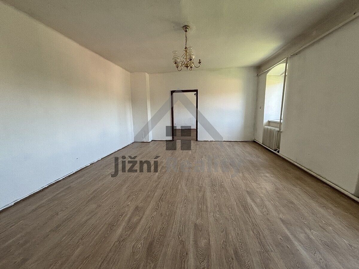 Byt 2+1 · 98 m² · Uherčice, okres Znojmo, Jihomoravský kraj - 4