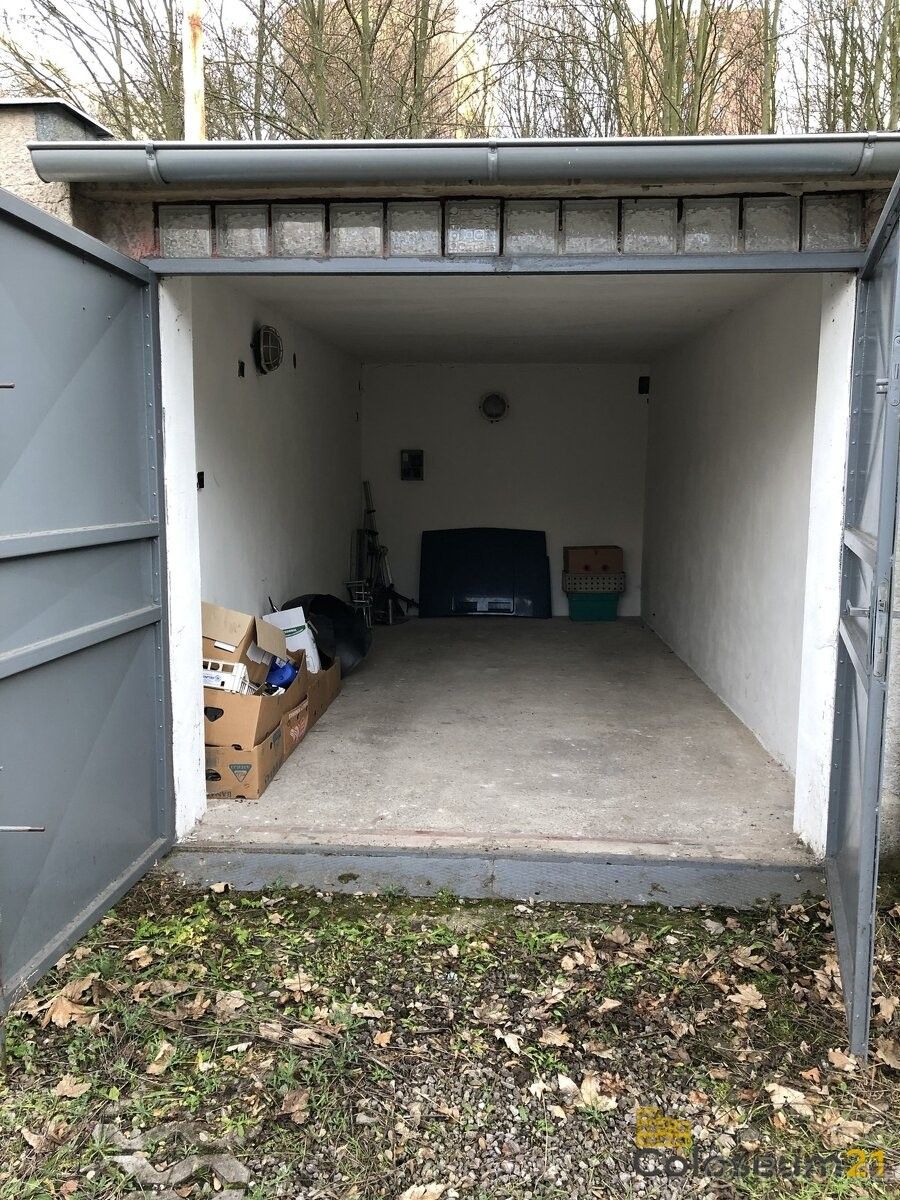 Pronájem garáž - Kladno, 272 01