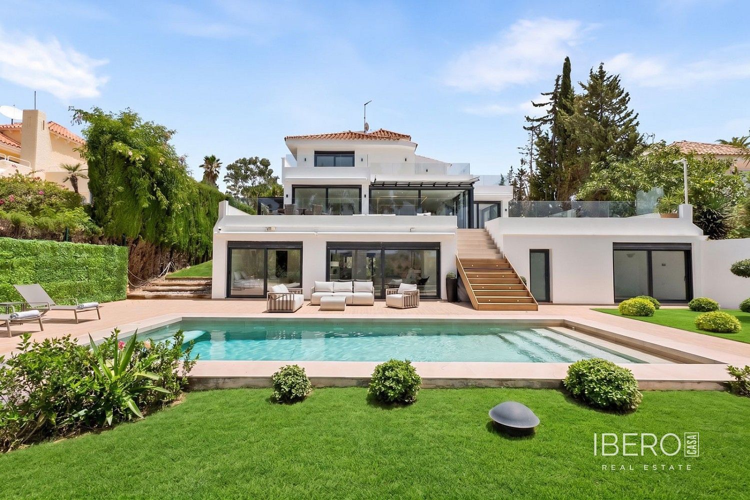 Prodej rodinný dům - Nueva Andalucía, ES, 413 m² - 2