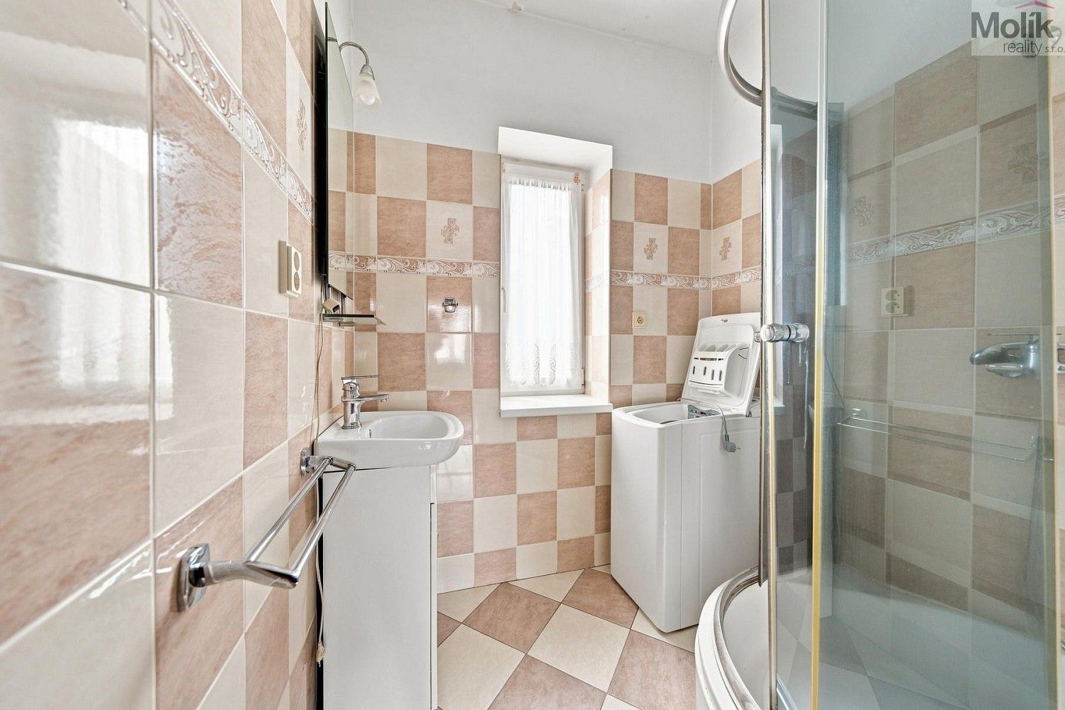 Prodej rodinný dům - Jeníkov, okres Teplice, 194 m² - 5