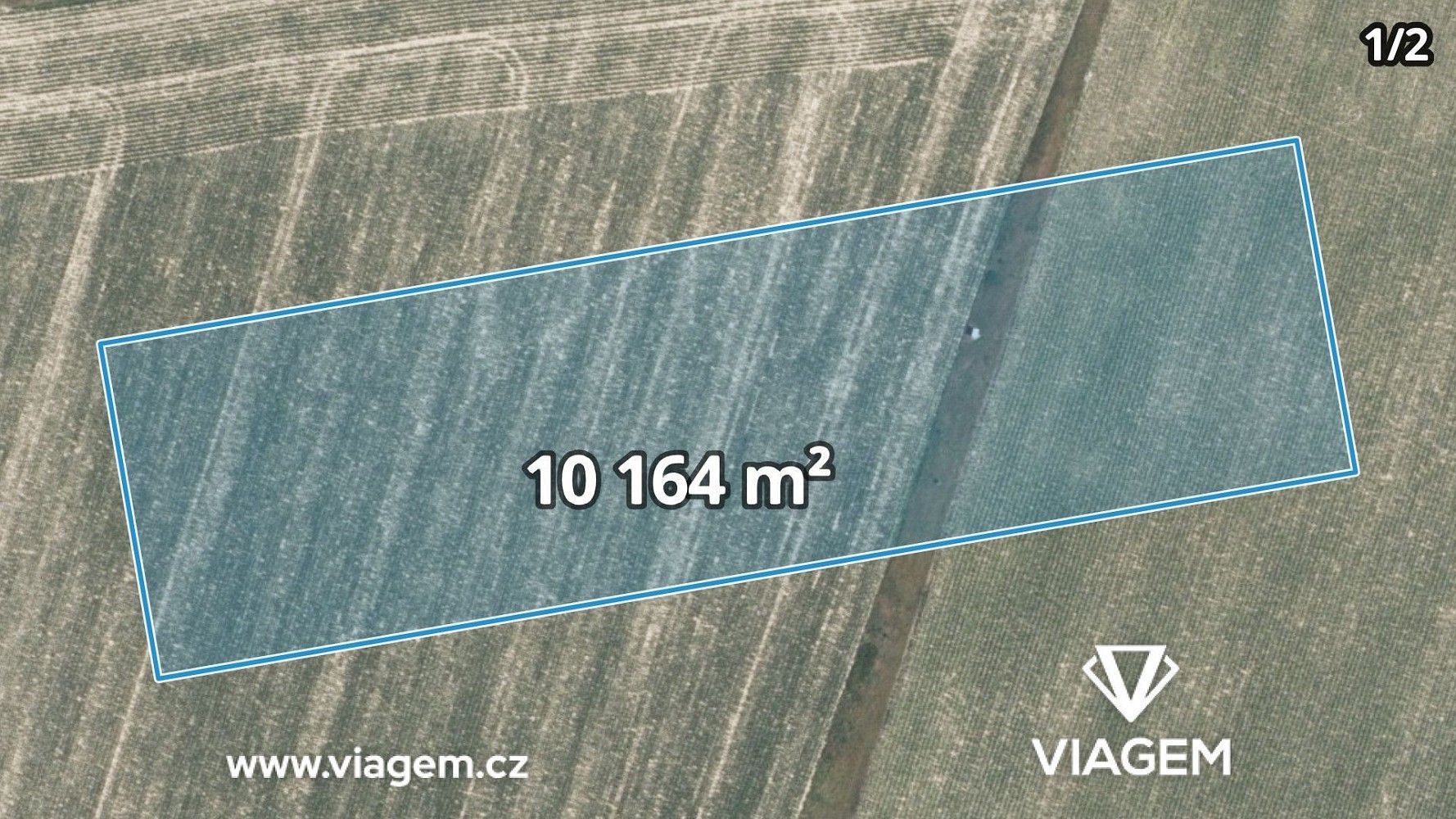 Zemědělský pozemek, 1 352 m²