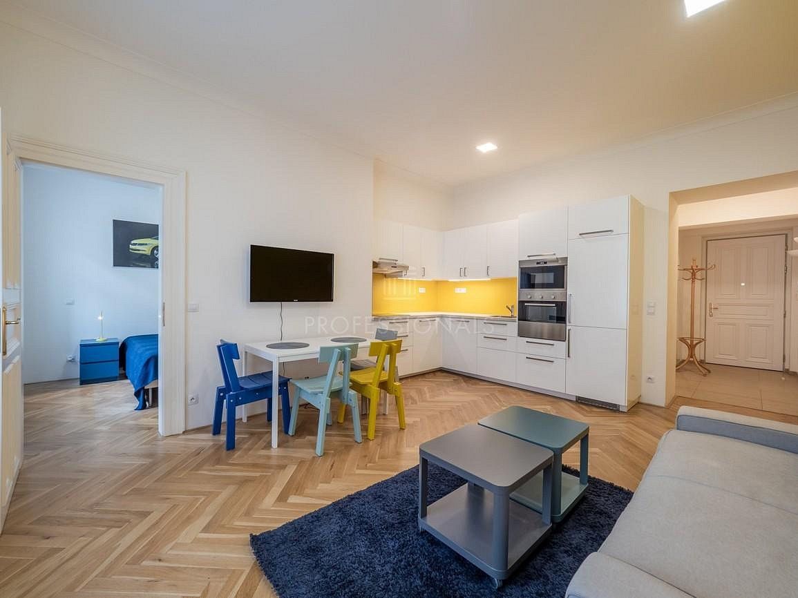 2+kk, Praha - Bubeneč, okres Praha 7, Hlavní město Praha, 52 m² - 1