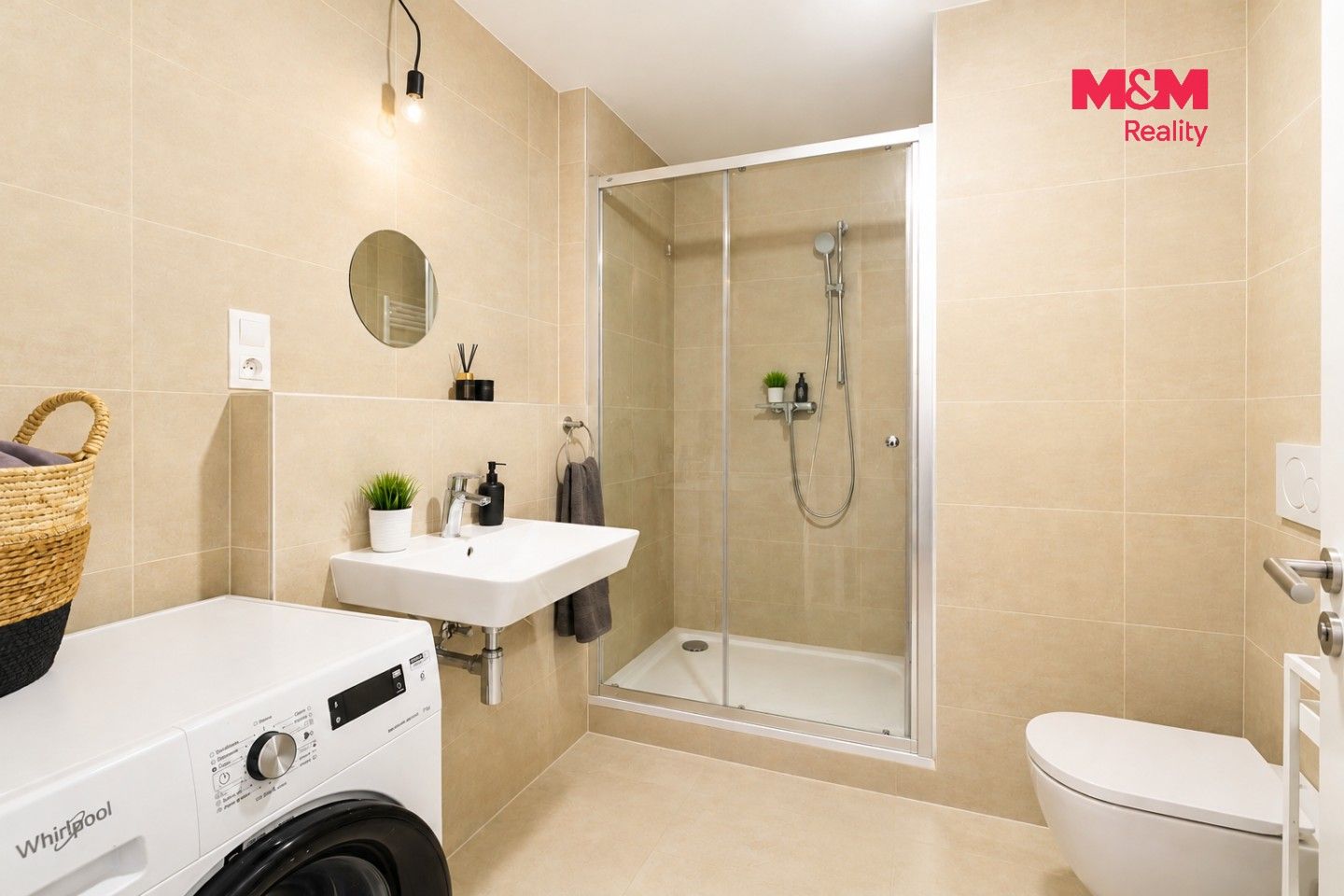 Byt 1+kk · 41 m² · Bachova, Praha - 3