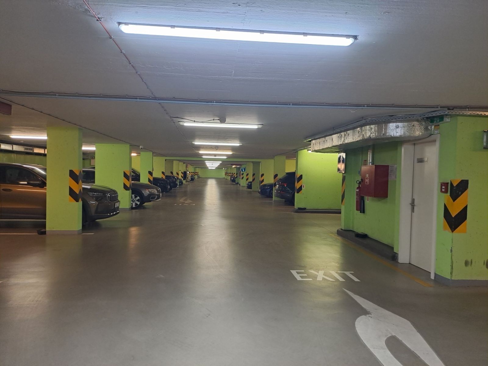 Garáž · 12 m² · Šaldova, Praha - Karlín - 3