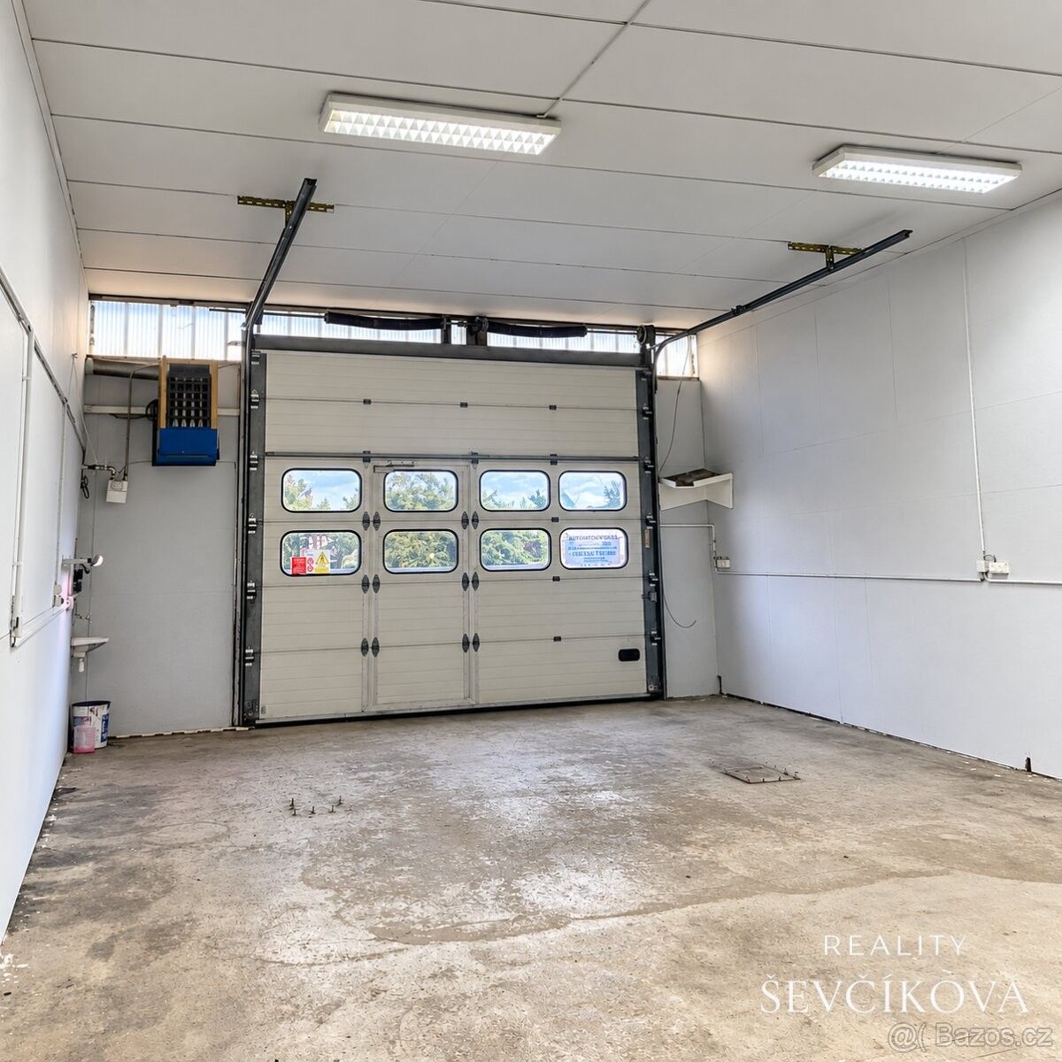 Sklady, Hradec Králové, 500 03 - 1