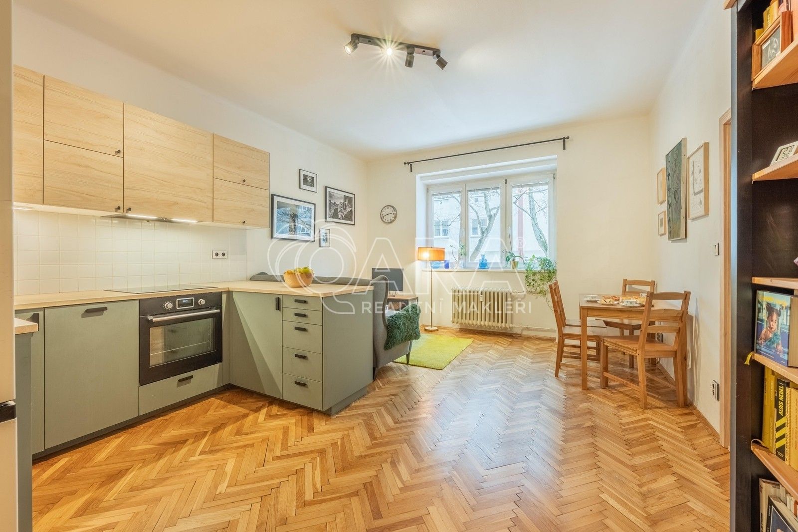 3+kk, Strážní, Praha, 73 m²