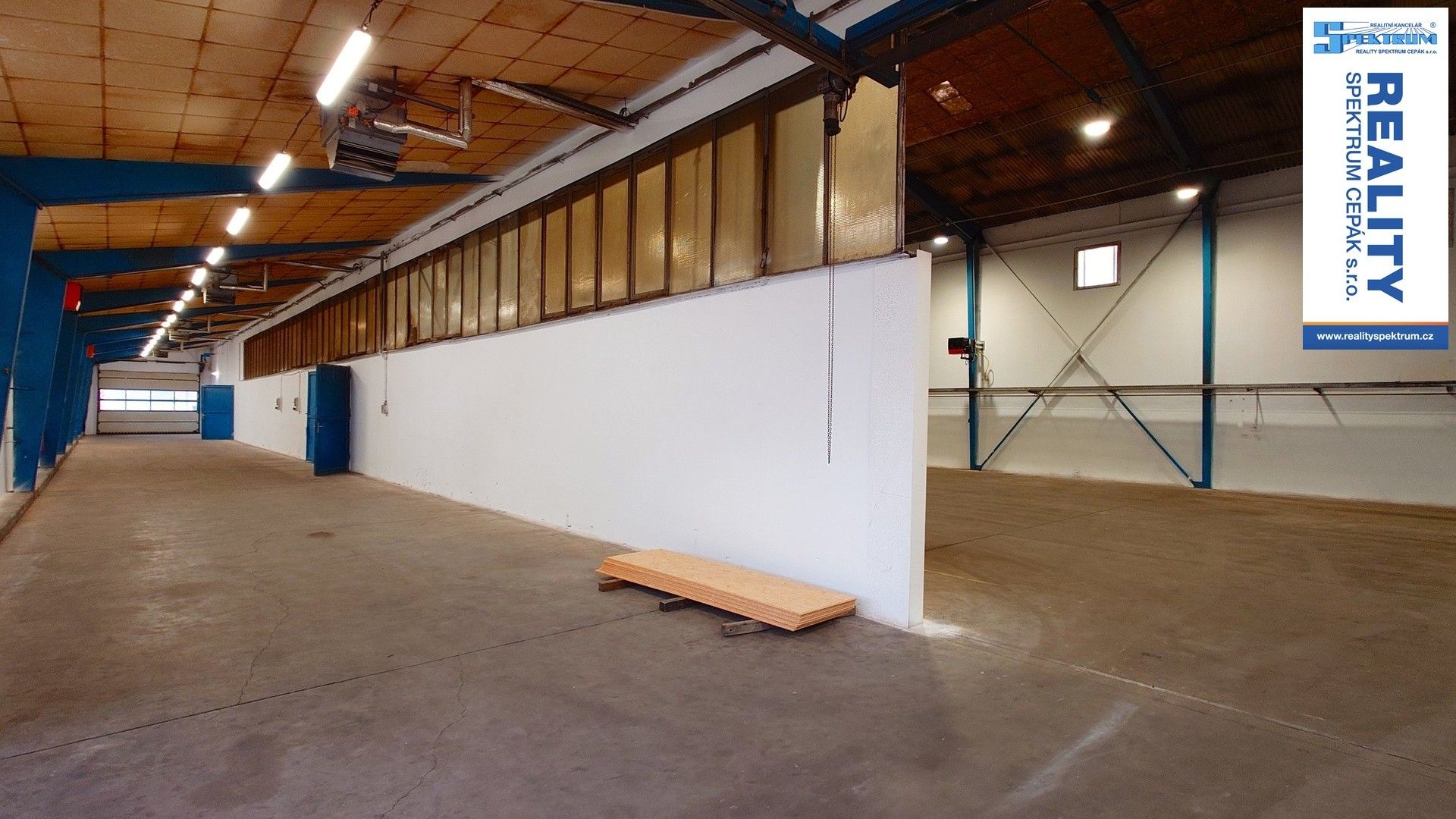 Pronájem sklad - Hůrecká, Lišov, 1 m²