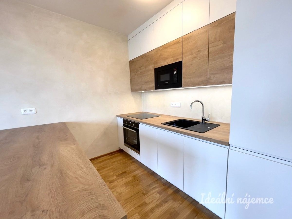 2+kk, Pechmanových, Praha, 57 m² - 2