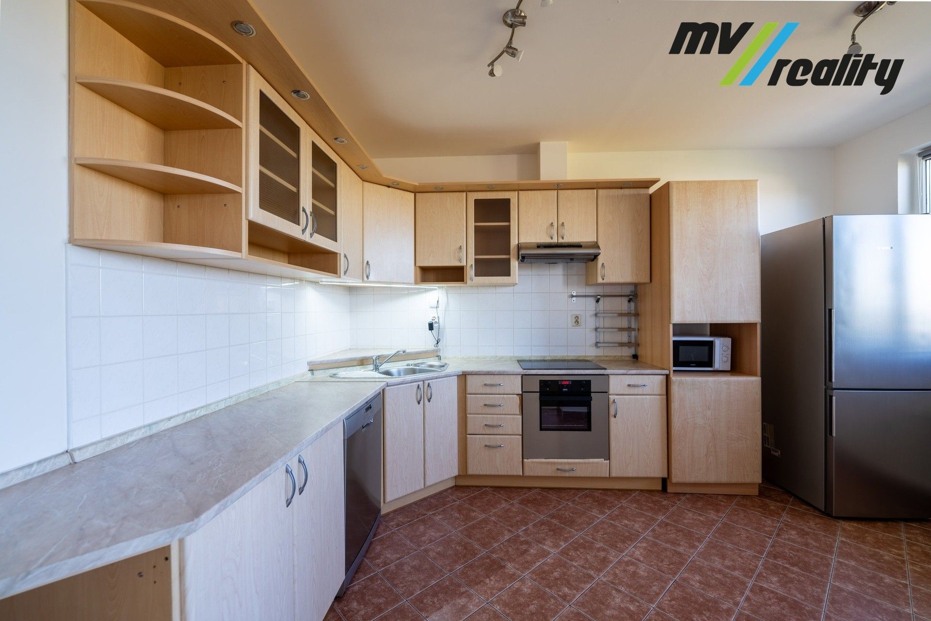 Byt 3+1 · 77 m² · Topolová 912, Milovice Mladá - 4
