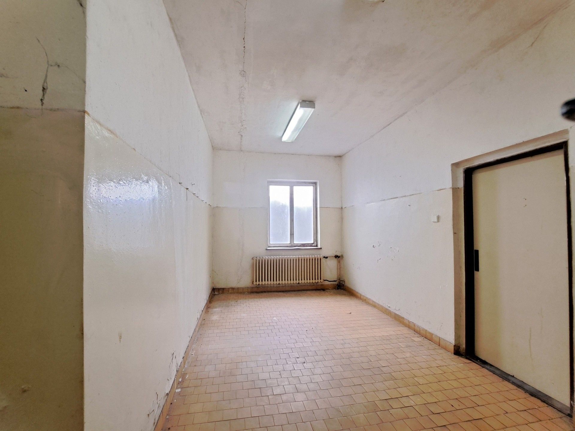 Sklady, Zákolany, 46 m² - 2