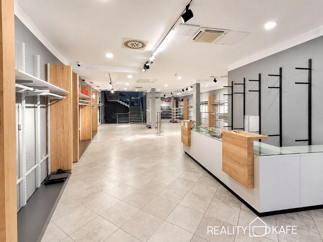 Obchodní prostory · 1 219 m² · Olomouc, Olomoucký kraj - 4