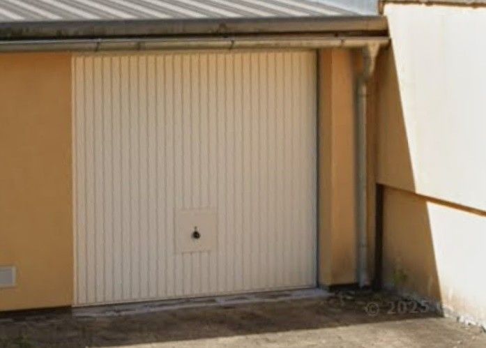 Garáže, Liberec, 460 01