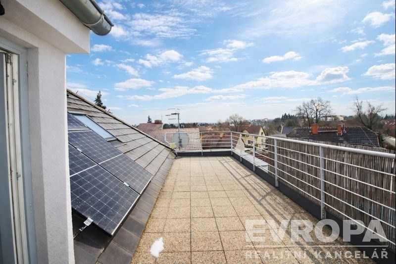 2+kk, Budyňská, Praha, 50 m²