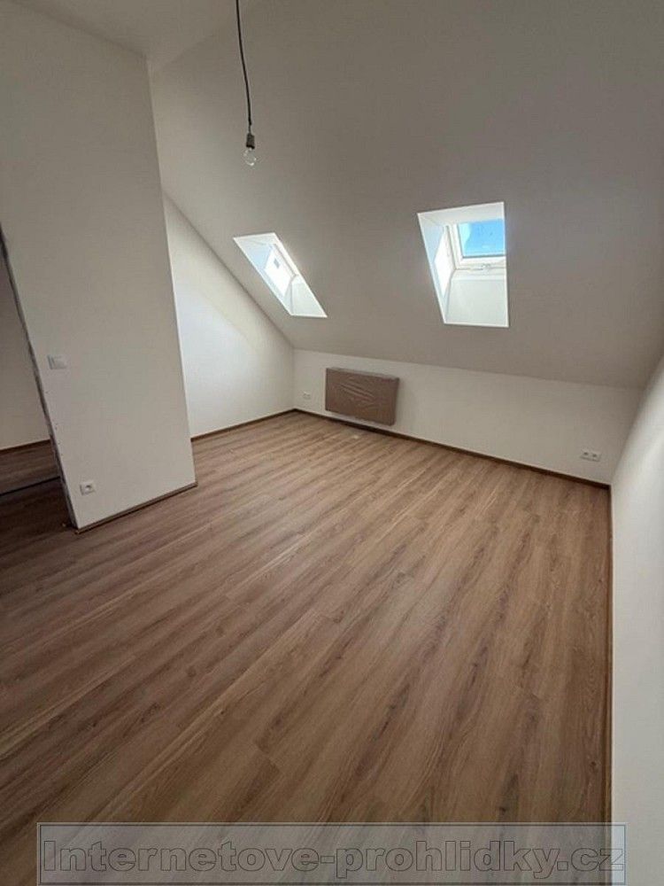 2+kk, Praha - Vinohrady, okres Praha 2, Hlavní město Praha, 79 m² - 1