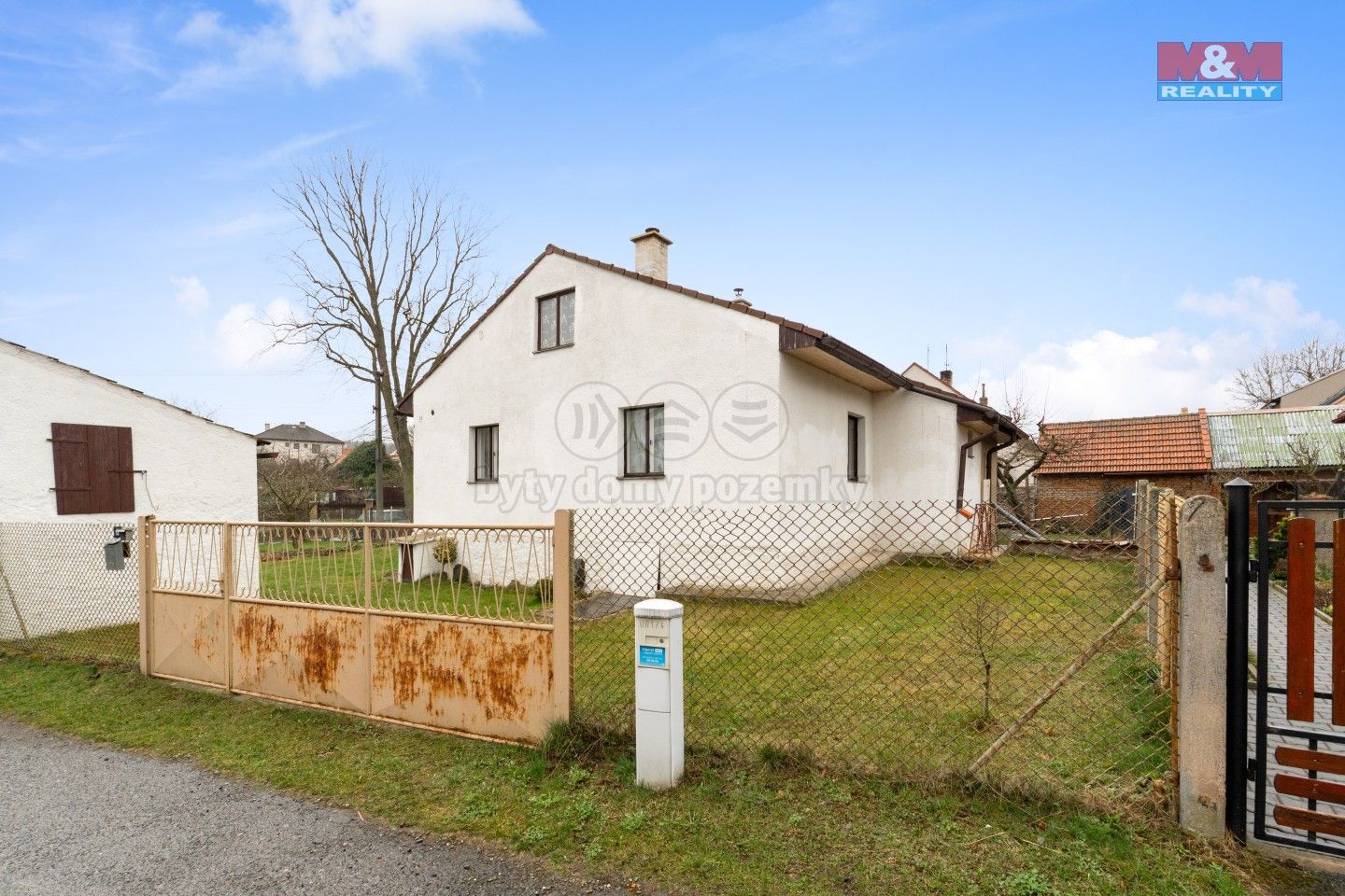 Chaty, Příčina, 52 m²