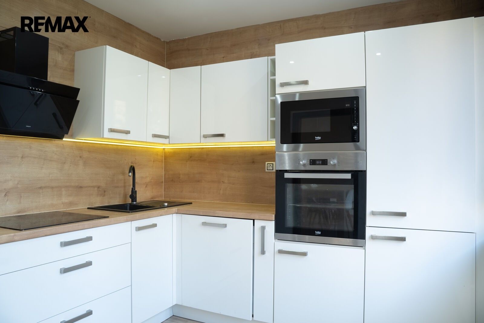 Pronájem byt 3+1 - Svatováclavská 2527, Žatec, 64 m² - 5