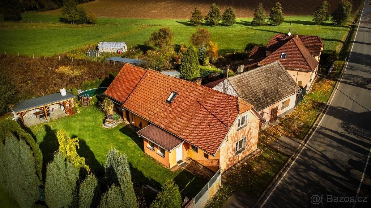 Prodej rodinný dům - Bernartice u Milevska, 398 43