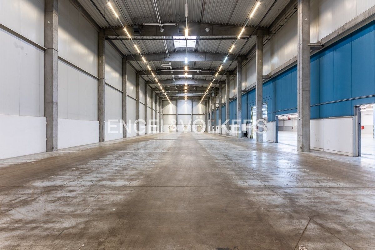 Pronájem sklad - Teslova 1171, Plzeň Skvrňany, 4 913 m² - 5
