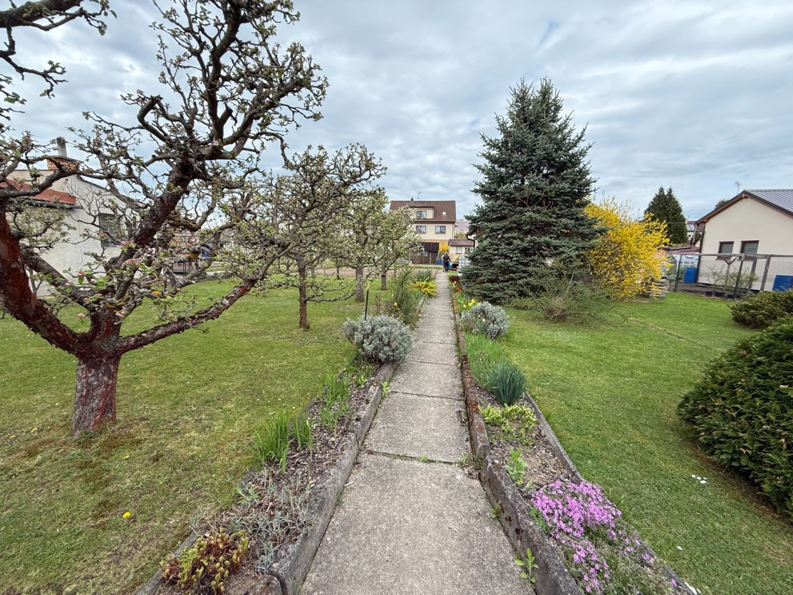 Zahrada, 47 m²