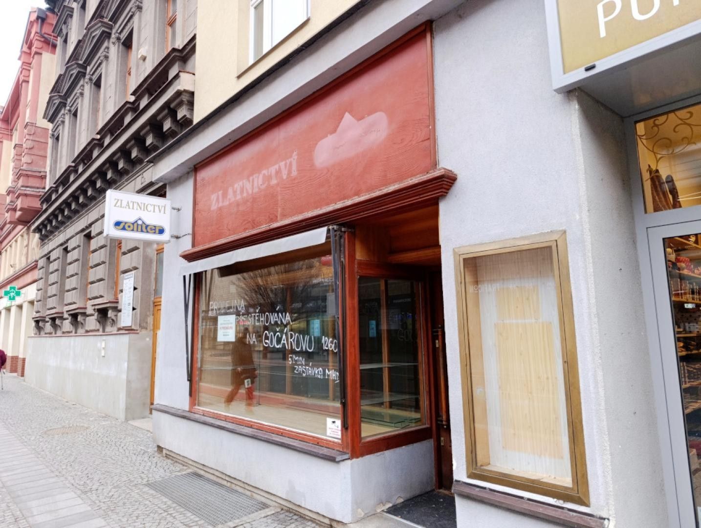 Obchodní prostory, Dukelská třída, Hradec Králové, 46 m²