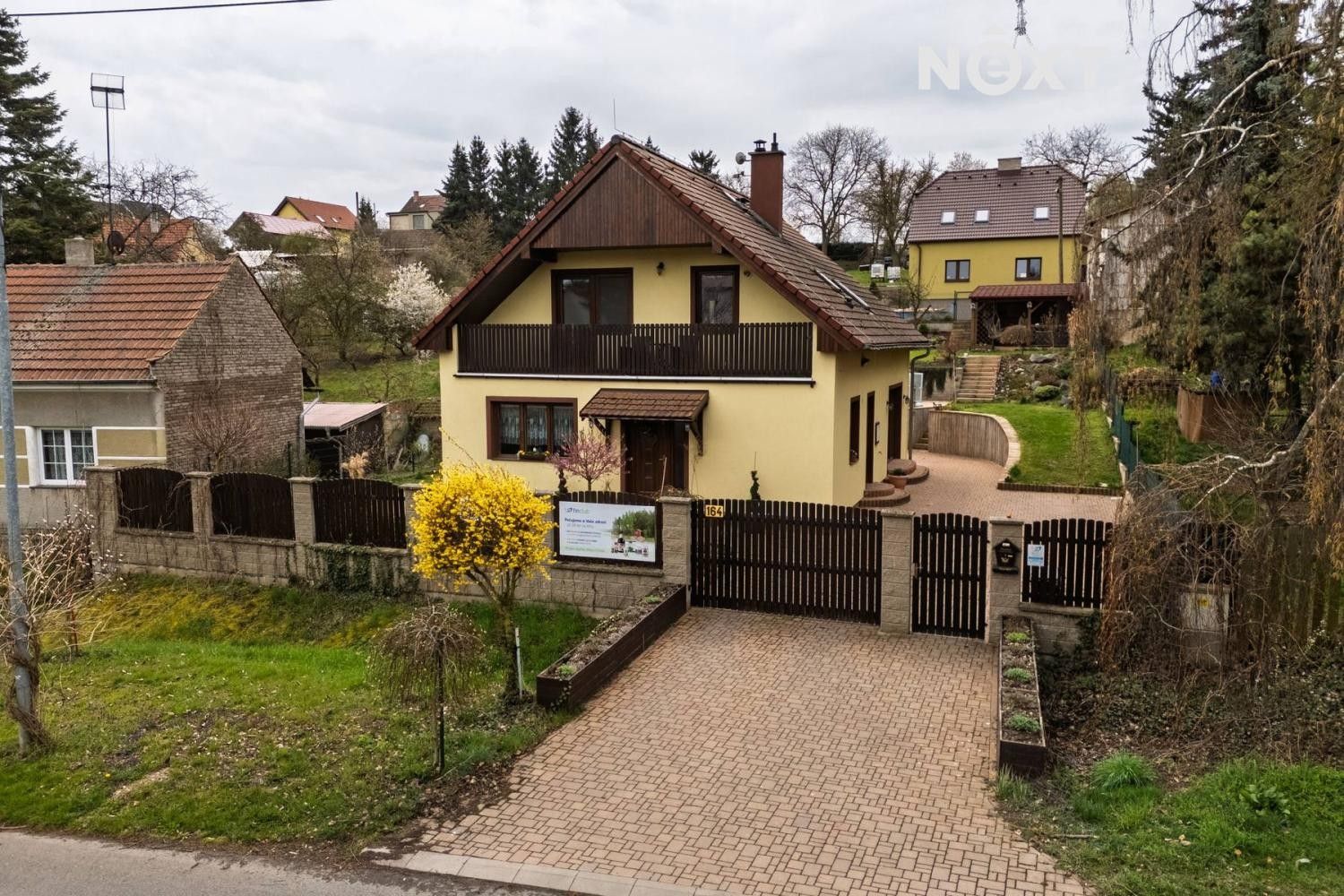Rodinné domy, Slatina, 179 m² - 1