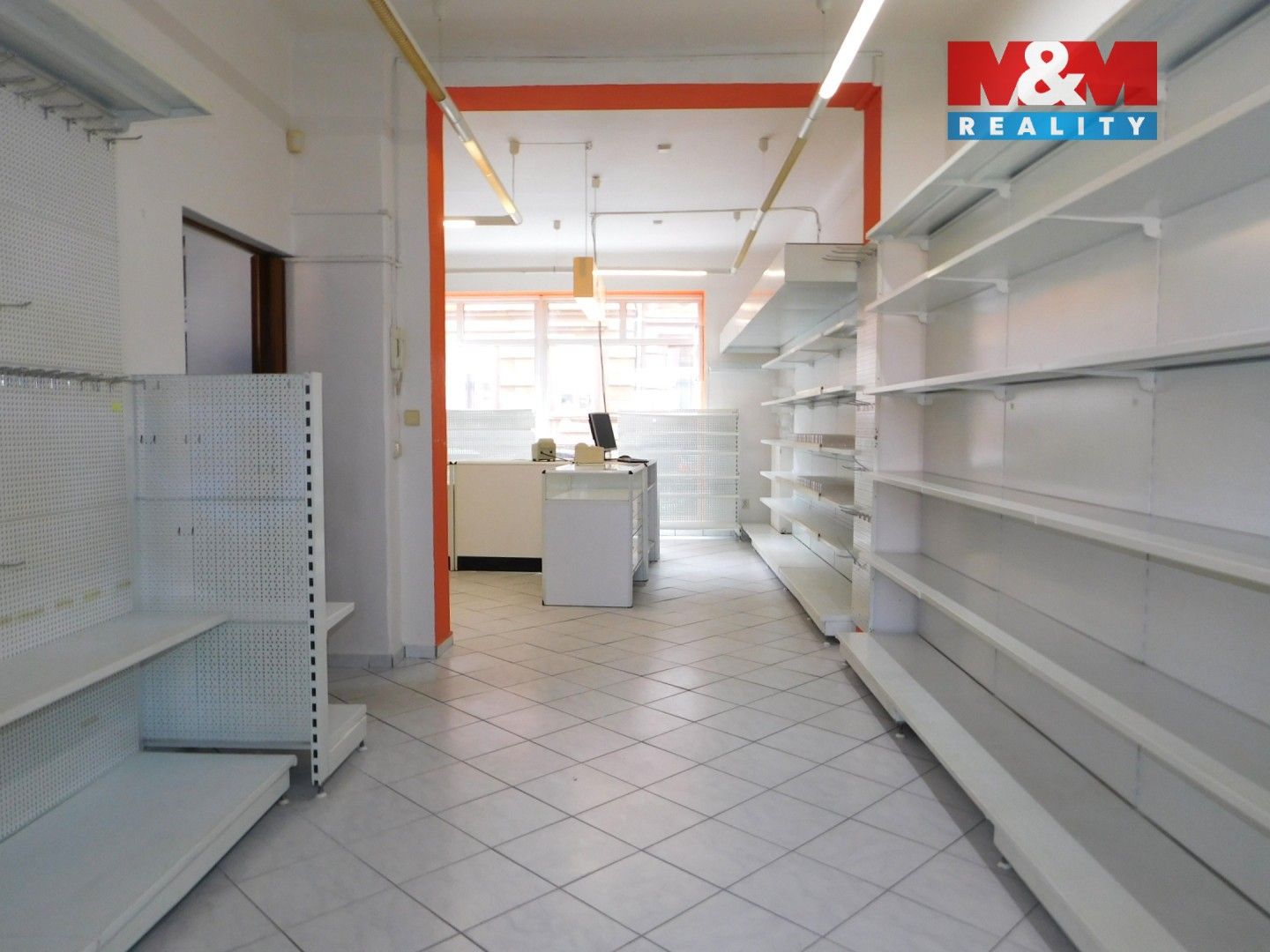 Pronájem obchodní prostory - Mánesova, Cheb, 75 m²