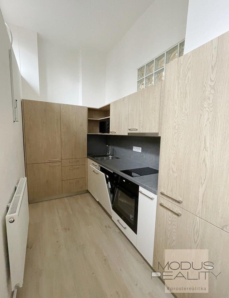 Pronájem kancelář - Praha - Žižkov, okres Praha 3, Hlavní město Praha, 37 m² - 2