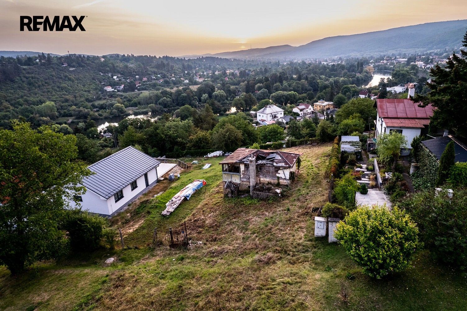 Chalupy, Zadní Třebaň, okres Beroun, Středočeský kraj, 35 m² - 1