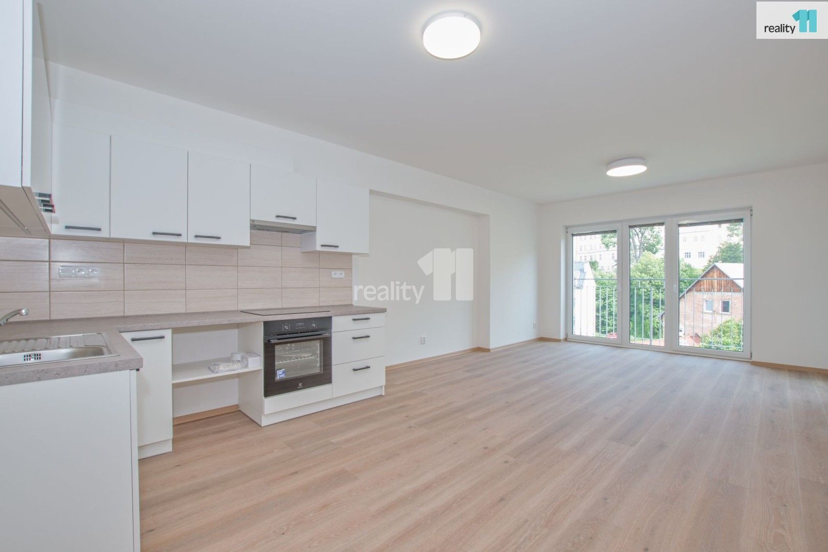 2+kk, Papírová, Liberec, 74 m²