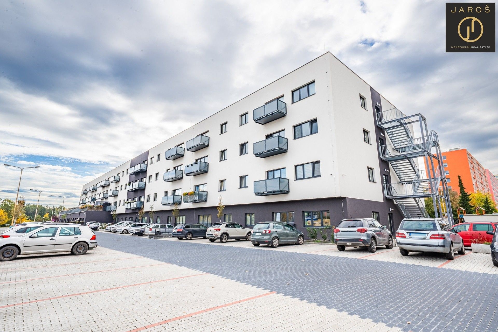 2+kk, Arménská, Kladno, 73 m²