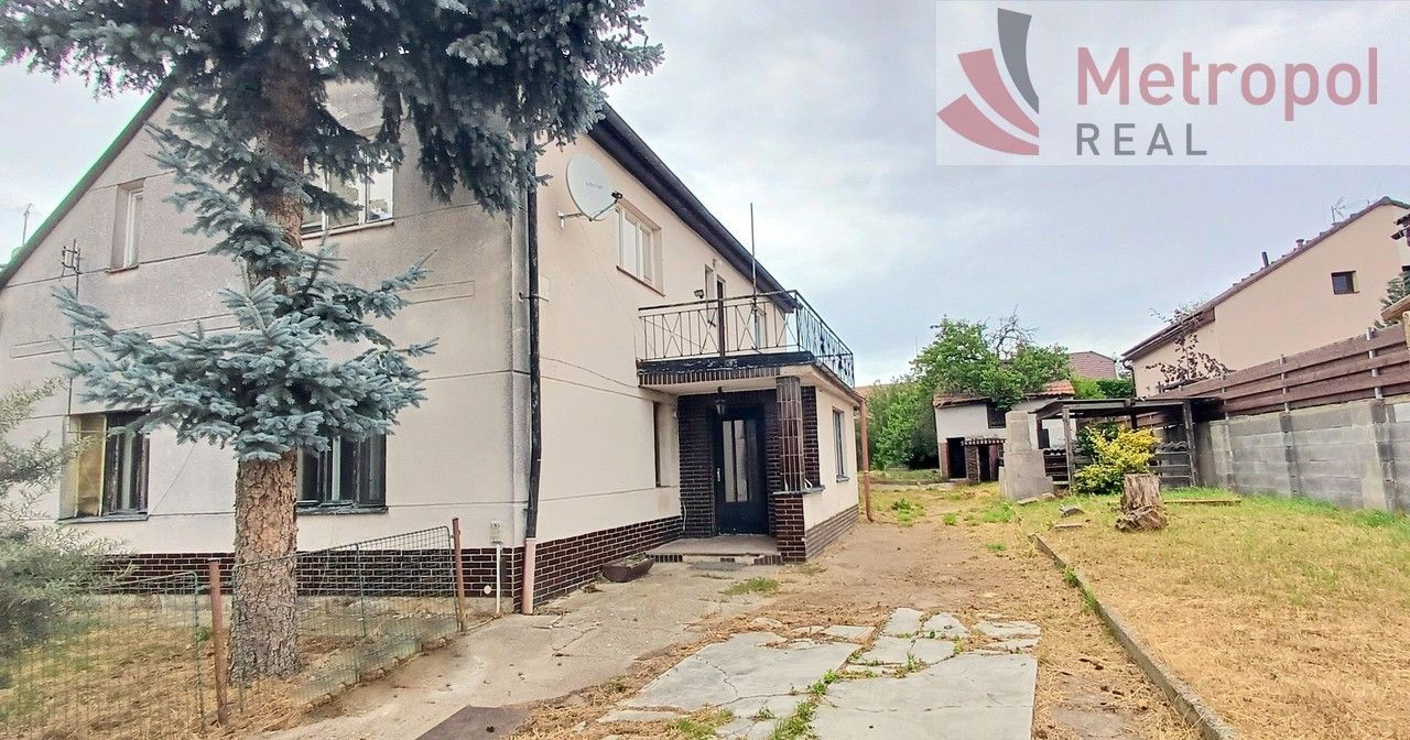 Prodej rodinný dům - Ročkova 132, Ostřešany, 255 m² - 2