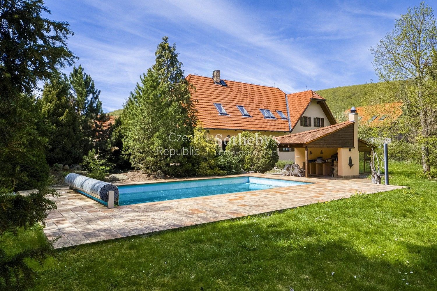 Rodinný dům, 331 m²