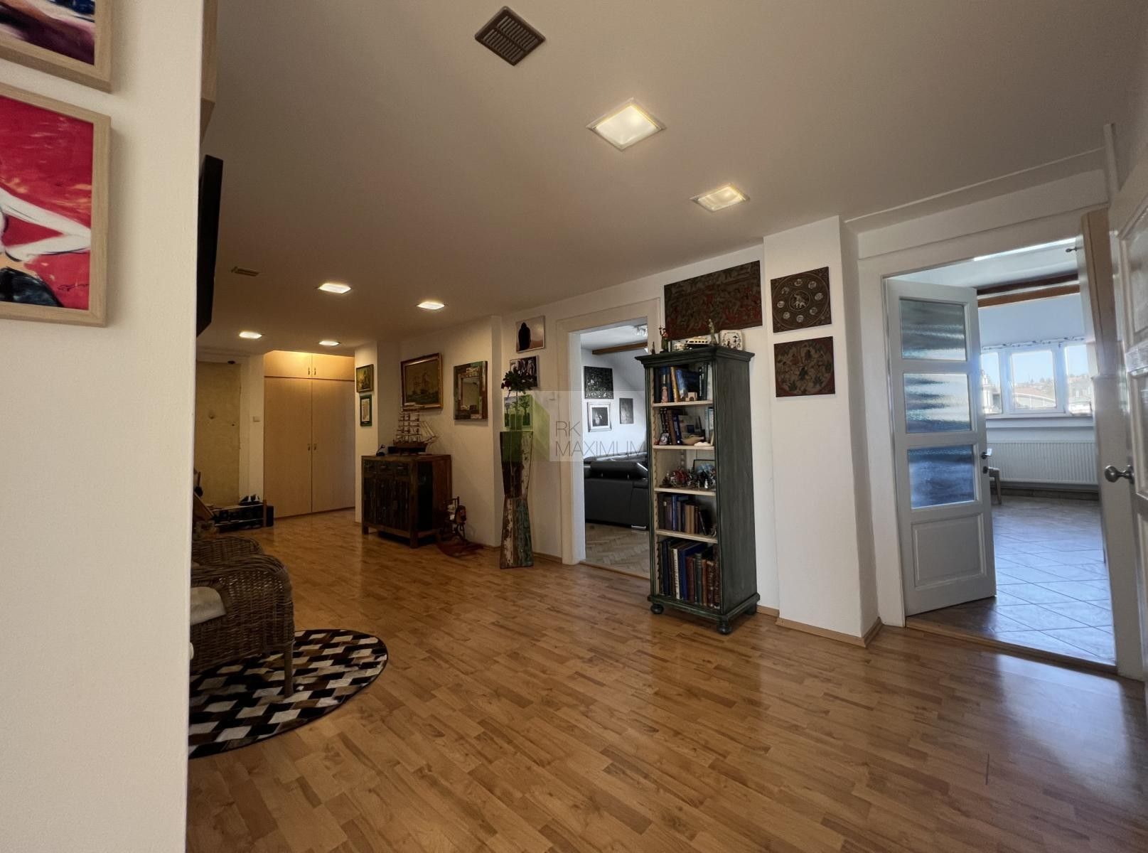 4+1, Evropská, Praha, 142 m² - 1