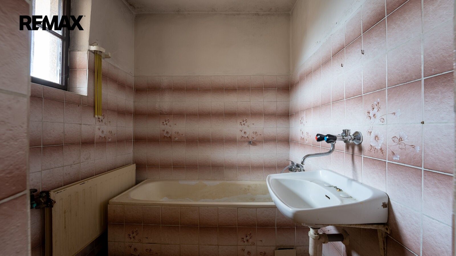 Prodej rodinný dům - Lipov, 180 m² - 5