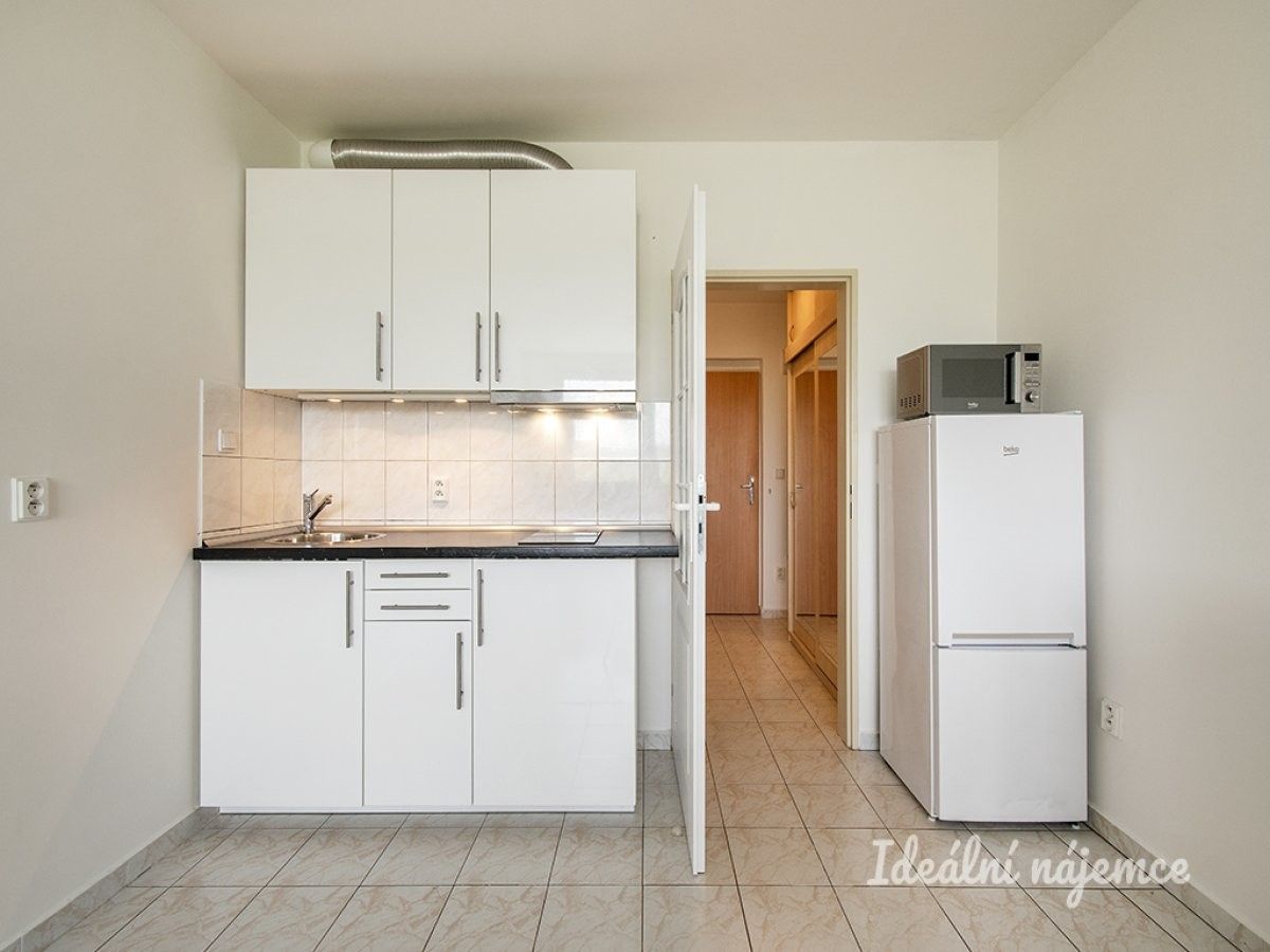 Byt 1+kk · 26 m² · Štúrova, Praha - 3