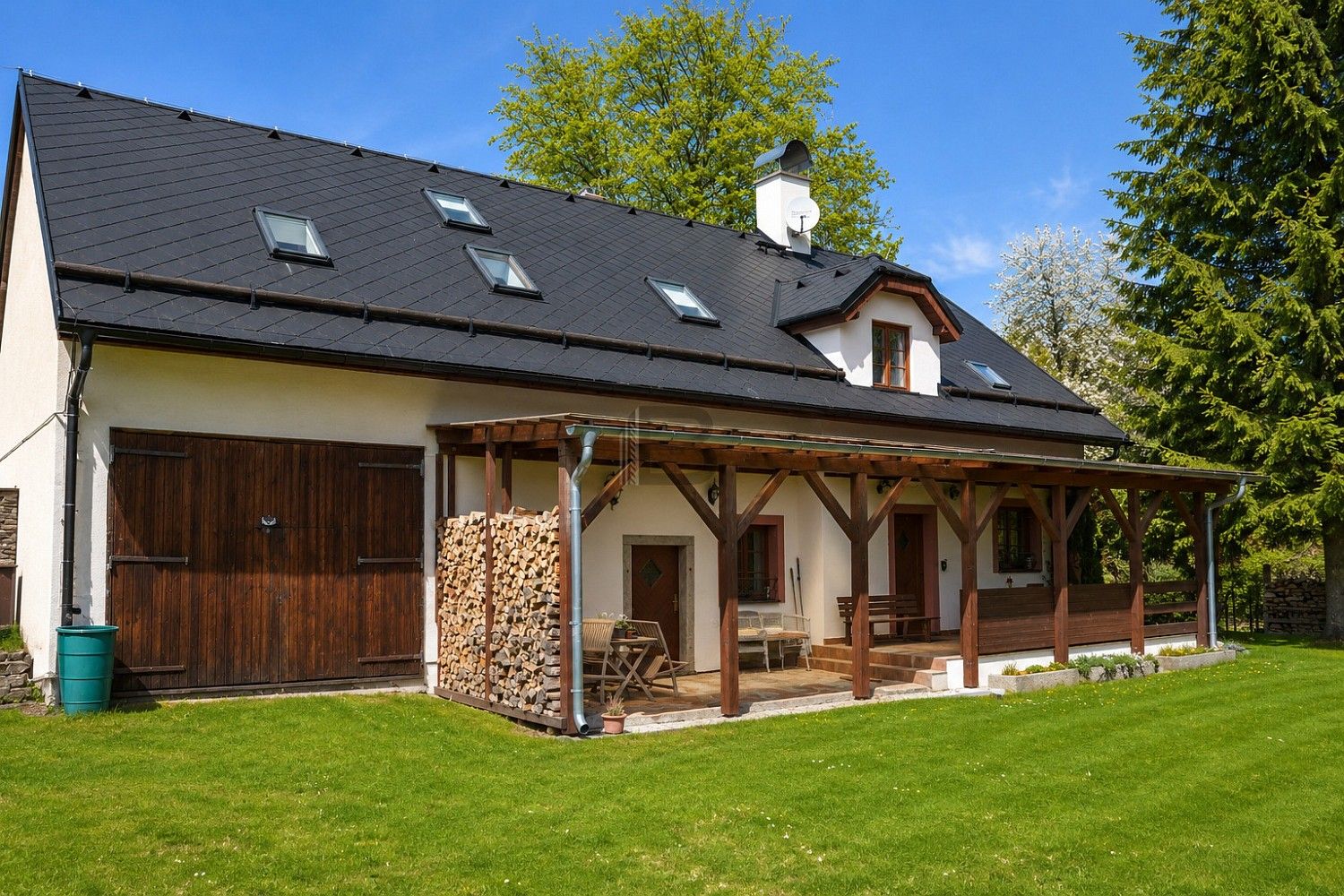 Chalupy, Kašperské Hory - Červená, okres Klatovy, 242 m² - 2