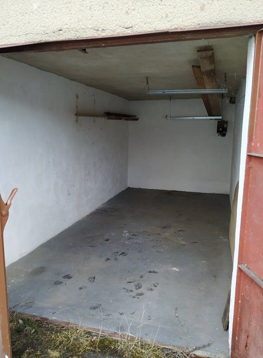 Prodej garáž - Vyškov u jandovky, 18 m²