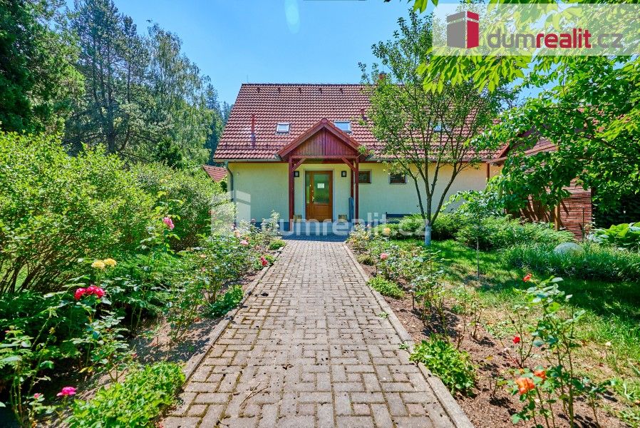 Prodej rodinný dům - Slovenská, Karlovy Vary, 194 m²