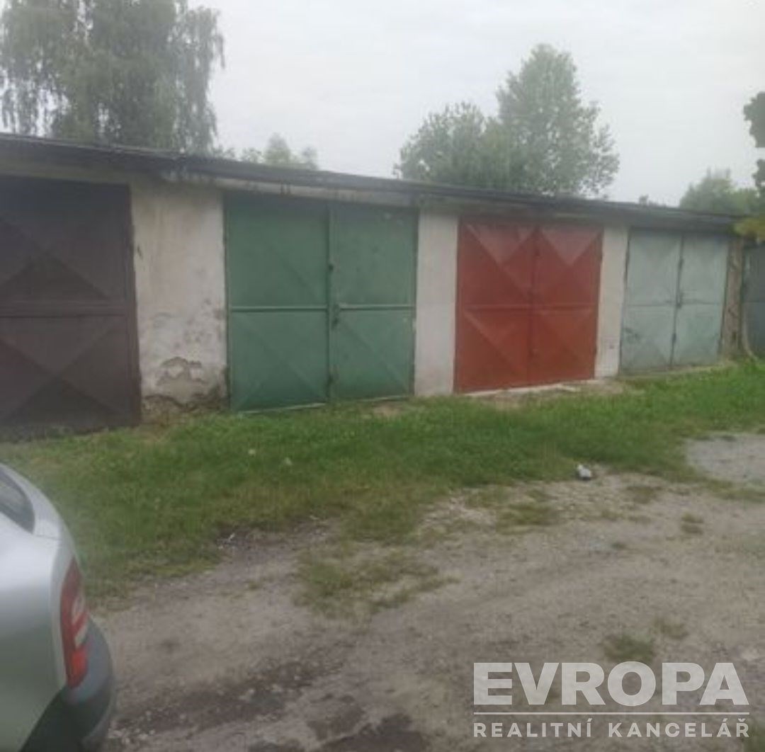 Garáž · 21 m² · Pardubice Semtín - 4